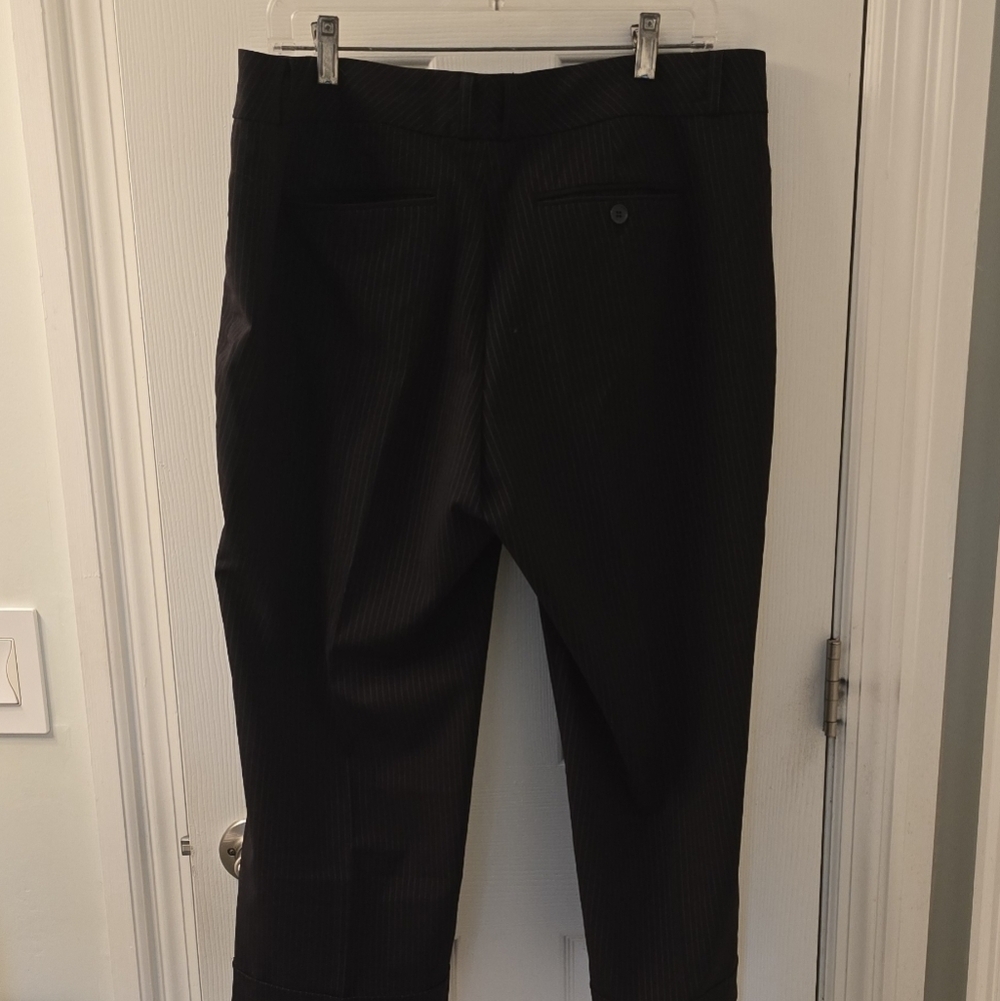New York Company Women's Black Cropped Cuffed Dress Pants, Size 14 (1028) - Picture 6 of 10
